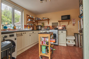Kitchen- click for photo gallery